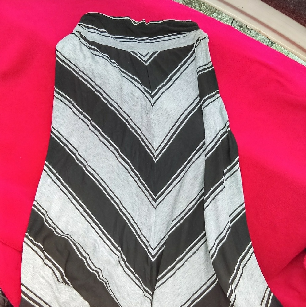 Chevron Maxi skirt